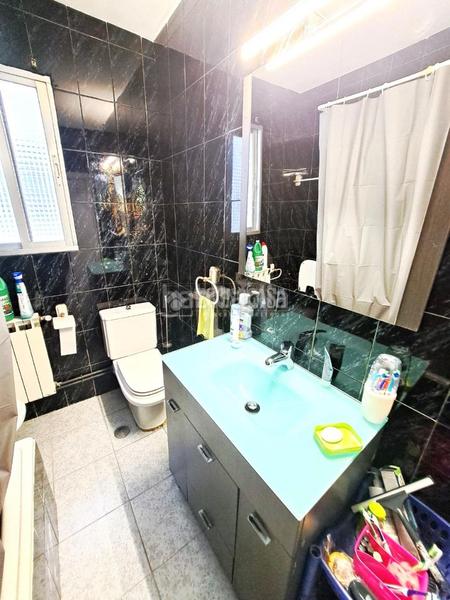 Foto d324adb4-4920-47e1-8a6c-f95eedb5f3bf. Appartamento con riscaldamento in Reyes Parla