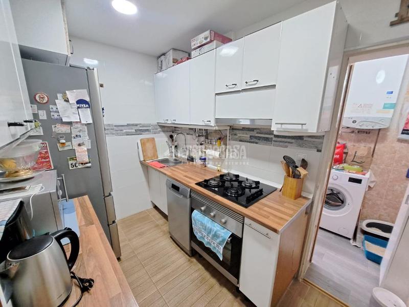 Foto 6fa887be-7982-4013-98b9-aa5536c53f79. Pis amb calefacció a Reyes Parla