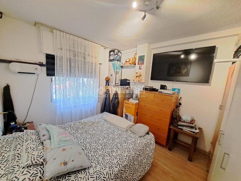 Foto 9c20bef0-3e67-487f-86de-a7e46b8c888d. Pis amb calefacció a Reyes Parla