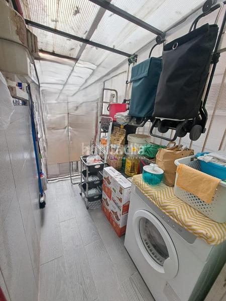 Foto b5694eed-607a-452c-909d-3c91aa92798f. Pis amb calefacció a Reyes Parla