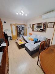 Pis a Reyes. Piso en venta en parla