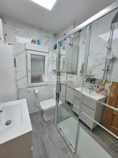 Foto ea50c6e7-47a1-4e55-8d09-56c83b528d92. Pis amb calefacció a Reyes Parla