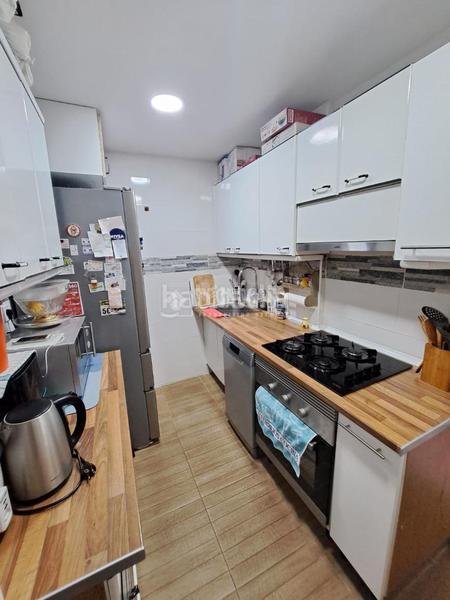 Foto fd0f48eb-e538-4856-81fd-82fdd103d7bb. Pis amb calefacció a Reyes Parla