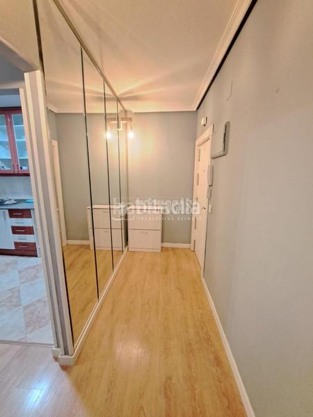Foto 7b3d352e-2d5d-4003-a26a-c31f3819c440. Appartamento con riscaldamento in Reyes Parla