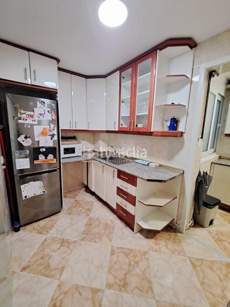 Foto 7d721257-1c12-4440-a778-3fe1656983c7. Appartamento con riscaldamento in Reyes Parla