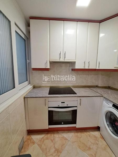 Foto dd188a9c-e79a-4a9a-a321-9cb3a6cd68d1. Appartamento con riscaldamento in Reyes Parla