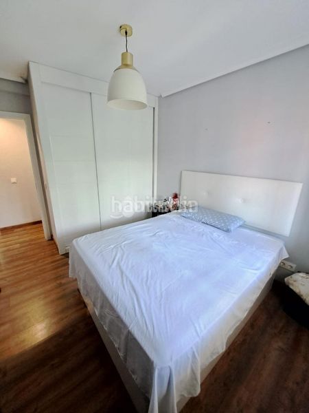 Foto 06ae7332-4bf6-47c1-a746-4c82b982d6ed. Pis a Reyes Parla