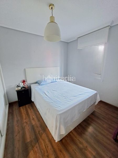 Foto e81ef82b-1fda-4d0c-8dd4-023d888ef6a1. Pis a Reyes Parla