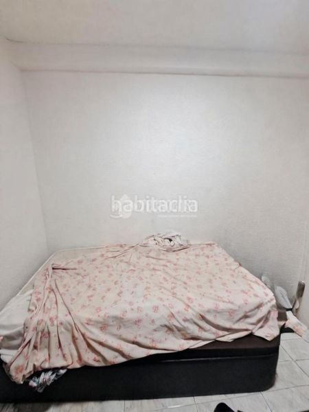 Foto 3a9e5d9e-d737-4c73-9d06-83078ebb0a94. Pis a Reyes Parla