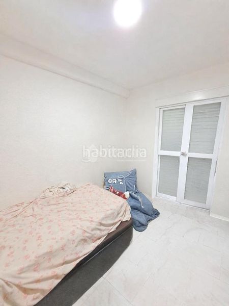 Foto ac1c23da-12d0-434d-8eba-c11b1189f7b1. Pis a Reyes Parla