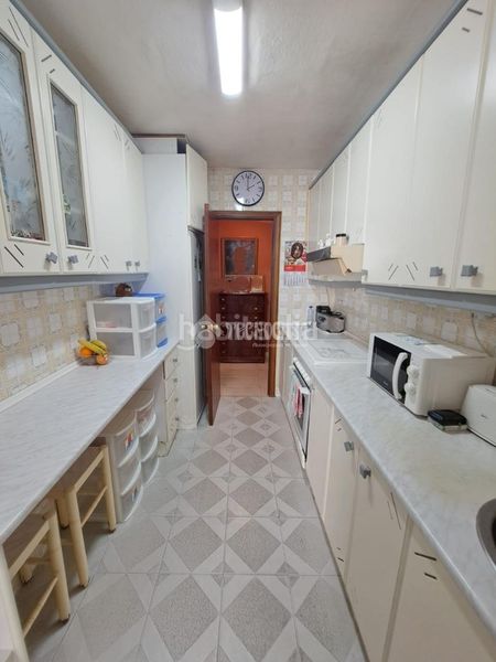 Foto 068f60c1-eee9-4206-a5bf-01231cfcb03f. Piso  en venta en Reyes Parla