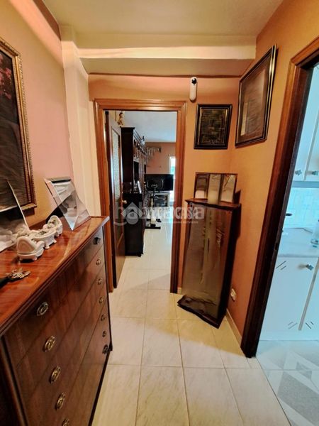 Foto 5a46da0e-a9ad-4bc7-987a-2c039679ac78. Piso  en venta en Reyes Parla