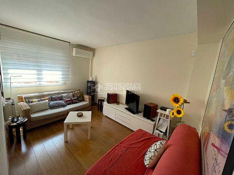 Foto bcfbc80c-be8d-4ebe-bd53-74d4fe057e40. Piso  en venta en Palomeras Sureste Madrid