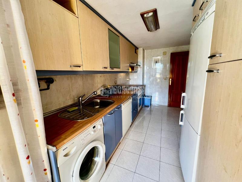 Foto 47ca05d5-06c2-40a5-97a1-4d86cc0ab884. Appartamento con riscaldamento in Palomeras Sureste Madrid