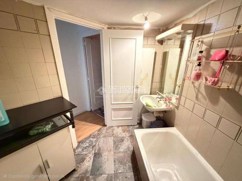 Foto f79bd1e3-eb4b-4167-9bdc-dfed496c4c27. Piso  en venta en Palomeras Sureste Madrid