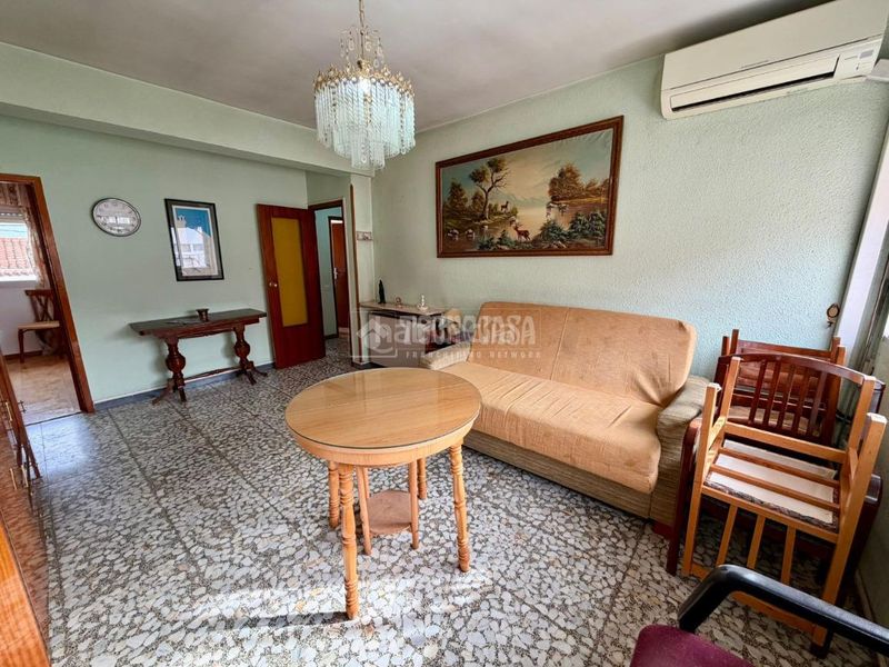 Foto 4bba545d-a676-4d2b-8f4a-e2b5db794a5d. Pis amb calefacció a Palomeras Sureste Madrid