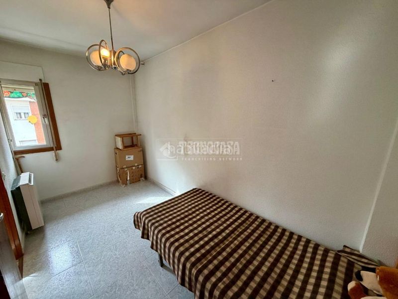 Foto 915af049-1b4e-49da-bd1c-3a45d0c01ee4. Pis amb calefacció a Palomeras Sureste Madrid