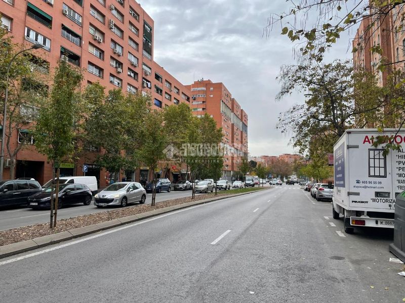 Foto 5eeba908-6504-4f6b-adf0-484042b7ec86. Piso  en venta en Palomeras Sureste Madrid