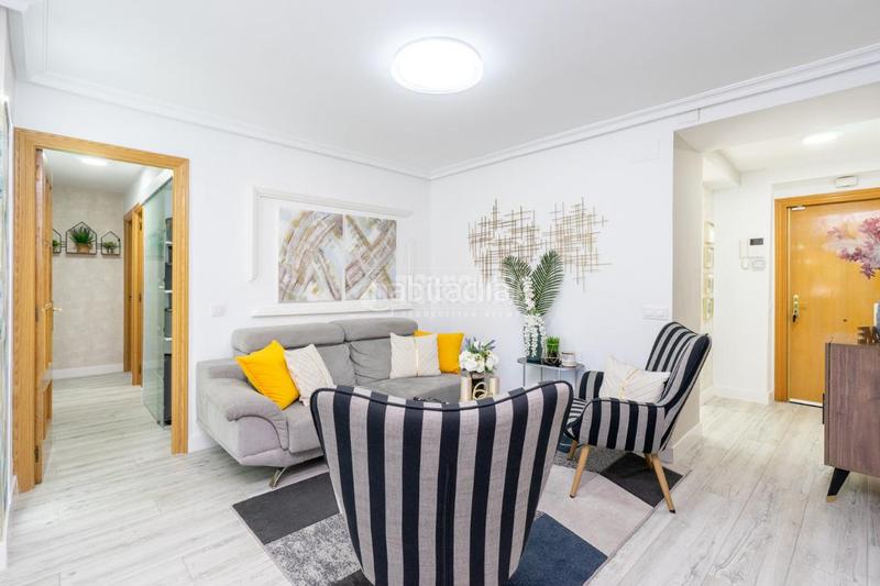 Foto 57c4cf33-ca2d-437b-bc77-bf385874ef7b. Flat in Canillejas Madrid