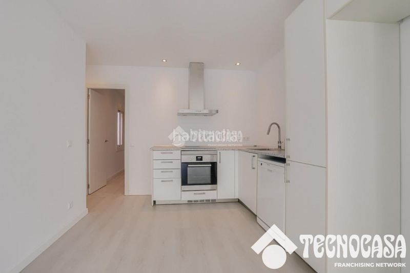 Foto 495f8521-a00a-4714-8055-00bb7fb361de. Àtic a Baix Guinardó Barcelona