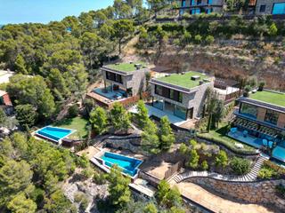 Xalet a Sa Riera-Sa Fontansa. Increíble villa en begur con vistas al mar