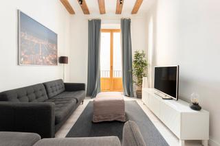 Apartament a St. Pere - Sta. Caterina - El Born. Piso recin reformado en plaza santa catalina