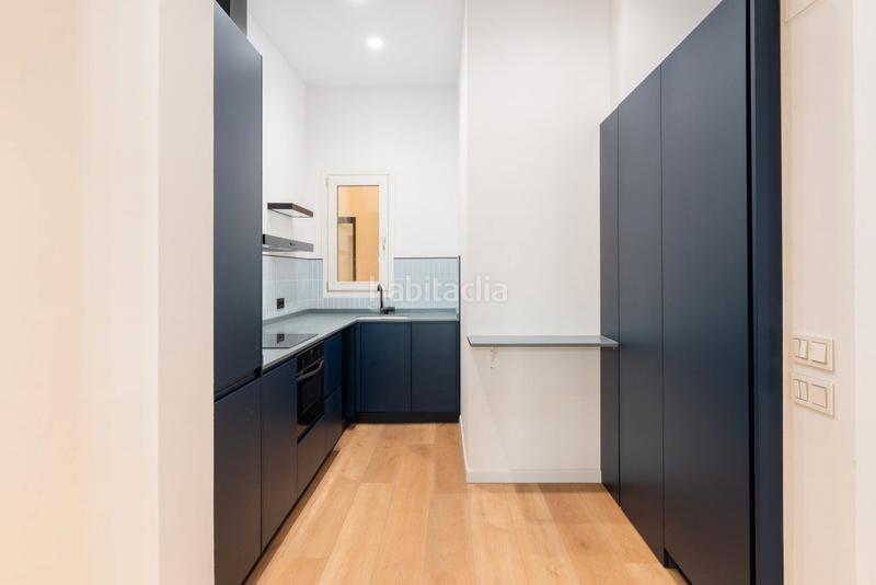 Foto 3f237bf6-7511-4175-b756-a249b8ea3dc1. Appartement avec chauffage dans Gòtic Barcelona