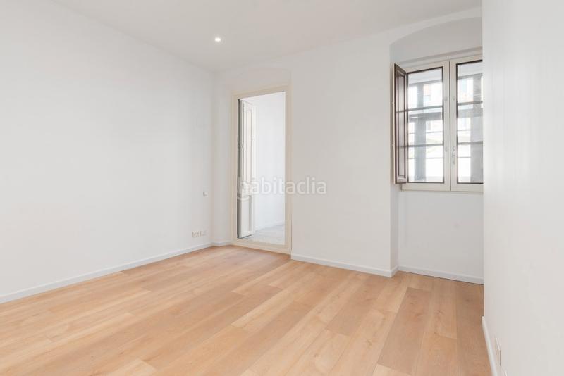 Foto c9aee23b-5a49-4e99-998e-c2ca6435cb1c. Appartement avec chauffage dans Gòtic Barcelona