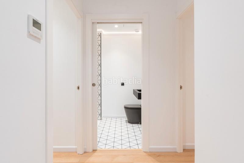 Foto ebb6eb3c-1547-4a03-a644-11dba020080d. Appartement avec chauffage dans Gòtic Barcelona