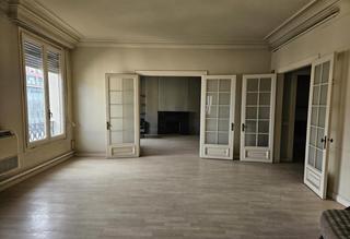 Apartament a Sant Gervasi - Galvany. Amplia vivienda con encanto a reformar en galvany