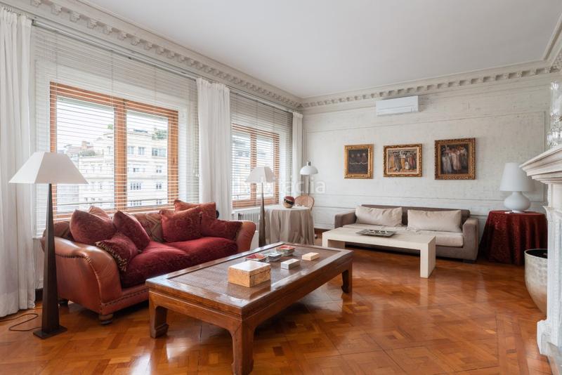 Foto f9e2e3a4-7d36-4eae-a057-e5711fd536d6. Apartament amb calefacció a Sant Gervasi - Galvany Barcelona