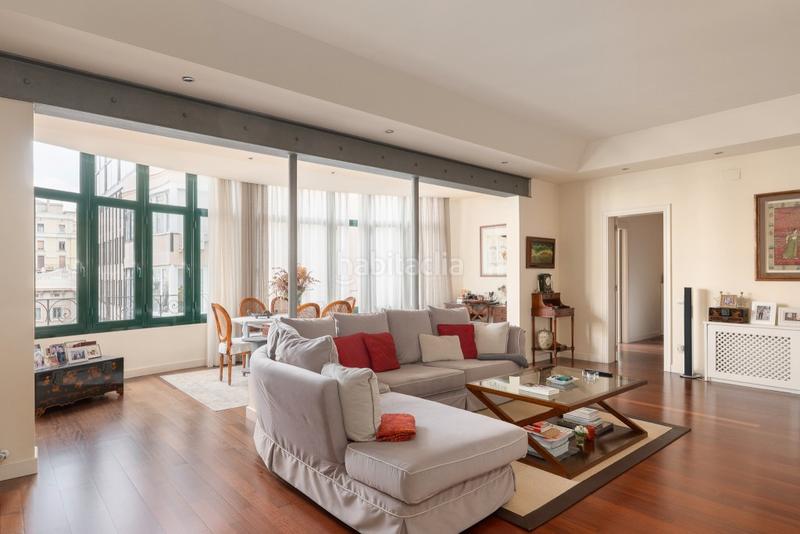 Foto 1eb5098c-a4a4-4f6e-9444-866b41e15edb. Apartament amb calefacció aparcament a Dreta de l´Eixample Barcelona