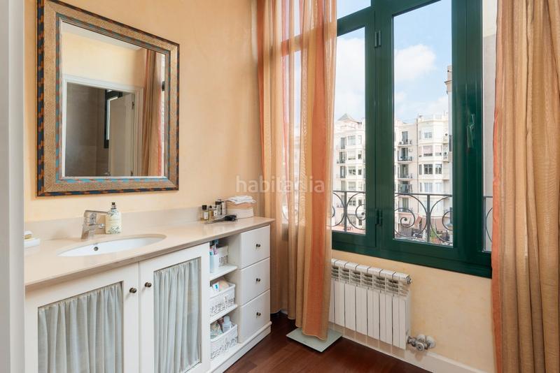 Foto 1f77334a-2498-41bc-93ce-718e25a43256. Apartament amb calefacció aparcament a Dreta de l´Eixample Barcelona