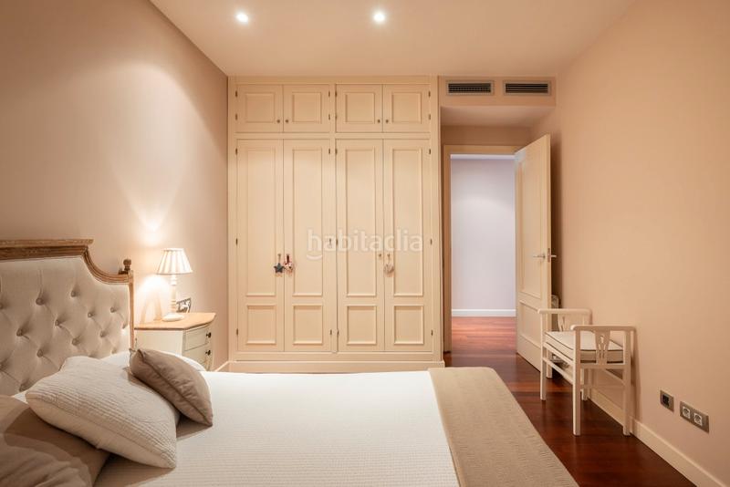 Foto 5e35b5a7-8fd5-4495-9a69-7929e7298251. Apartament amb calefacció aparcament a Dreta de l´Eixample Barcelona