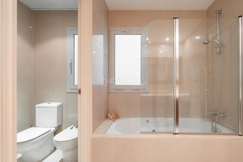 Foto a56be7fd-556d-4bb3-bb40-d4005a16c96e. Apartament amb calefacció aparcament a Dreta de l´Eixample Barcelona