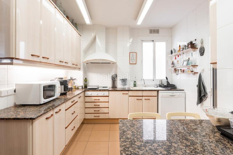 Foto 5a3dbdcf-6d97-482c-a1b2-0f796f0ed14b. Piccolo appartamento con parcheggio in Sant Gervasi - Bonanova Barcelona