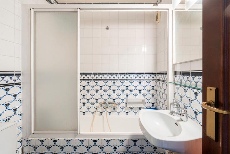 Foto f0428cfa-359a-4f46-adf7-c41da1c6216a. Piccolo appartamento con parcheggio in Sant Gervasi - Bonanova Barcelona