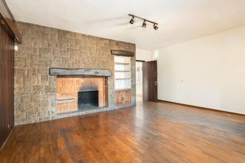 Foto 7de545d8-80f4-44ec-97de-14b46f38ad8a. Duplex avec chauffage dans Dreta de l´Eixample Barcelona