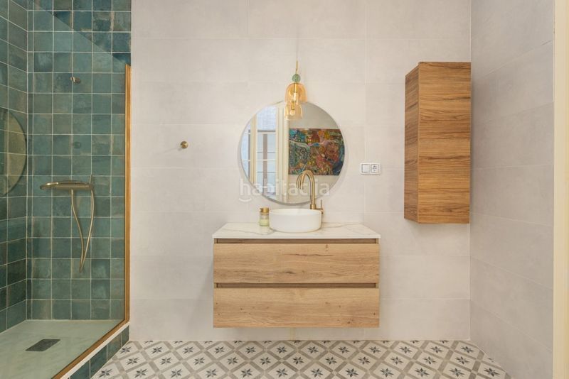 Foto bfc5cacb-8dc0-4595-8d8c-37d98836f3ae. Apartament amb calefacció a Gòtic Barcelona