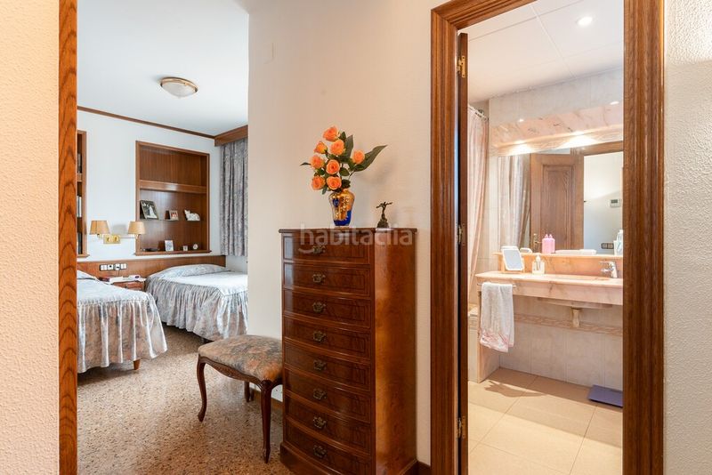 Foto 8241387f-4ec0-4579-a438-ae7fe3db0b26. Àtic amb aparcament a La Nova Esquerra de l´Eixample Barcelona