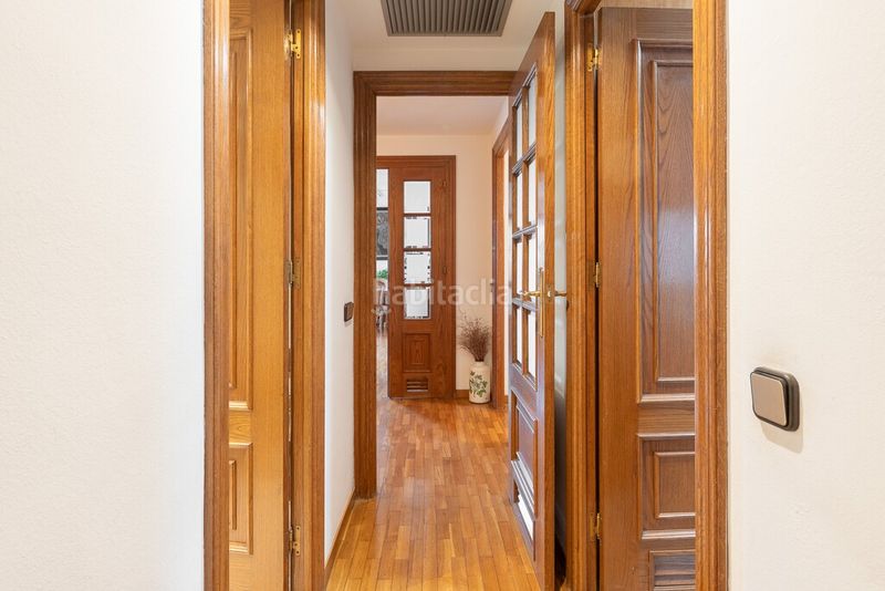 Foto 9c8c0df1-83fd-45b1-b446-955d3368c553. Àtic amb aparcament a La Nova Esquerra de l´Eixample Barcelona