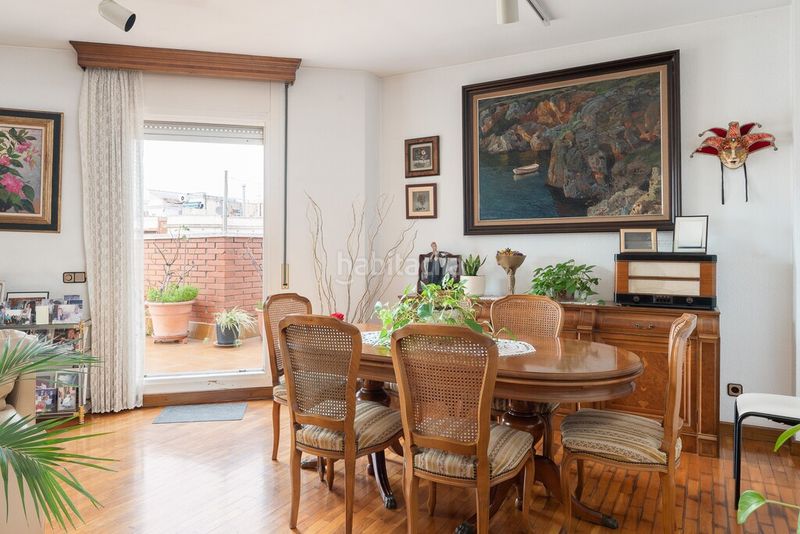 Foto c70664de-281d-4383-80a8-9af19b7616c4. Àtic amb aparcament a La Nova Esquerra de l´Eixample Barcelona