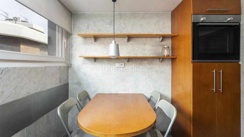 Foto 9ddfe3ca-50d6-4eaf-9d46-e36c5628910d. Àtic amb aparcament piscina a Tres Torres Barcelona