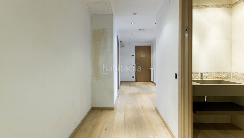 Foto 1a969388-7ae6-455a-9899-abde8d90557e. Àtic amb calefacció aparcament a Sant Gervasi - Galvany Barcelona