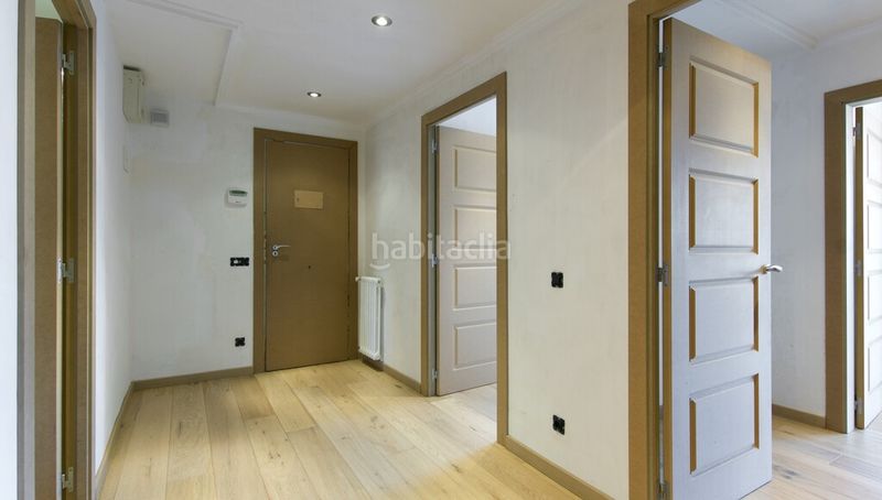 Foto 5f0bbae1-417d-4044-8de4-4c03d917c515. Àtic amb calefacció aparcament a Sant Gervasi - Galvany Barcelona