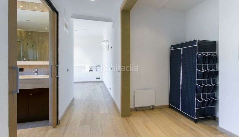 Foto b0c1d851-c90b-4185-a2a5-3c9abd57960f. Àtic amb calefacció aparcament a Sant Gervasi - Galvany Barcelona