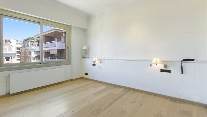 Foto bdc60af5-a5e8-4a79-beae-c033060a236d. Àtic amb calefacció aparcament a Sant Gervasi - Galvany Barcelona