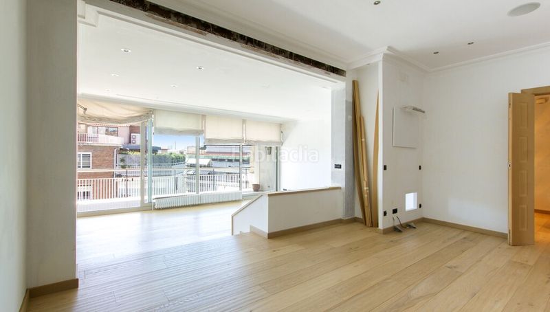 Foto f4d29878-baab-462d-b1bb-c10d57018e37. Àtic amb calefacció aparcament a Sant Gervasi - Galvany Barcelona