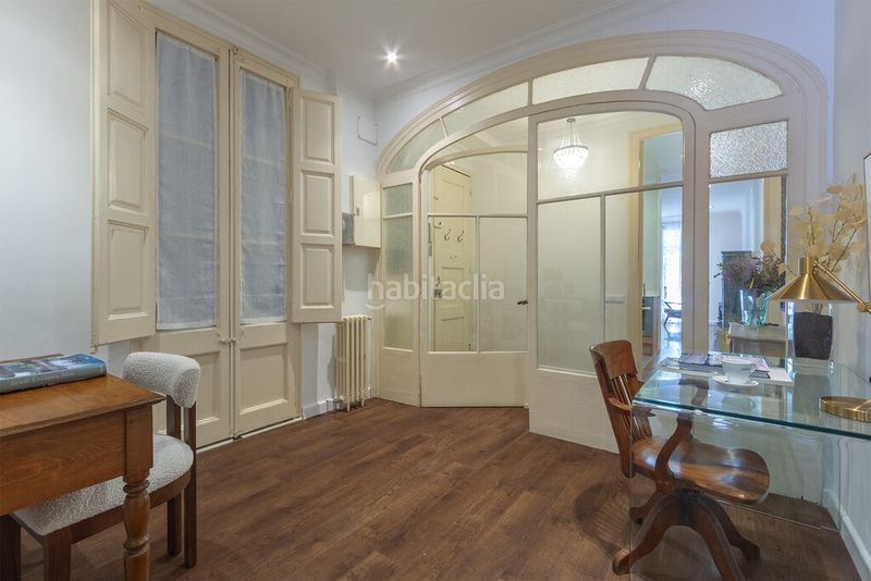 Foto 0965f92f-8155-4130-97b2-d82a3f24ccdf. Apartament amb calefacció a Sant Antoni Barcelona