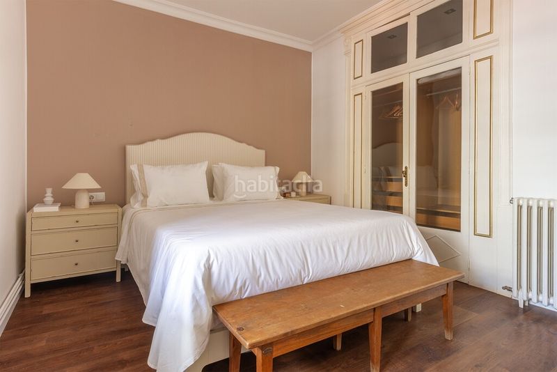 Foto 919d1970-a33c-4efe-9f29-9437b2737207. Apartament amb calefacció a Sant Antoni Barcelona